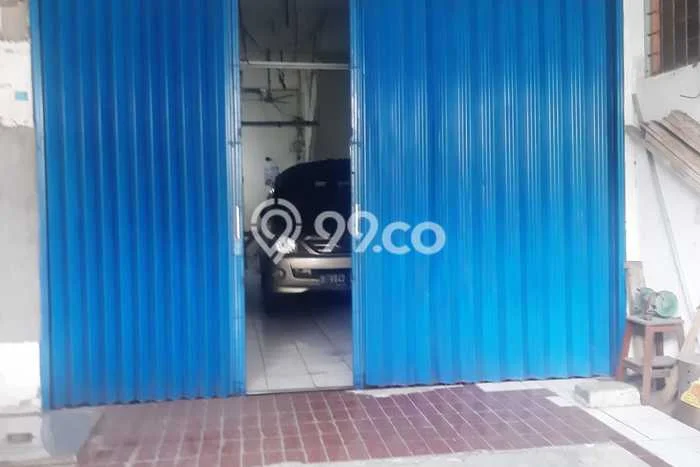 Ruko Dijual di Prime Area Jakarta Barat Luas 240m2 Ruko Dijual di Prime Area Jakarta Barat Luas 240m2