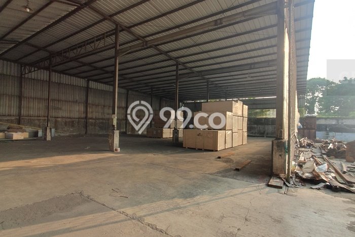 Unit Gudang Disewakan di Daan Mogot di Area Ramai & Strategis Unit Gudang Disewakan di Daan Mogot di Area Ramai & Strategis