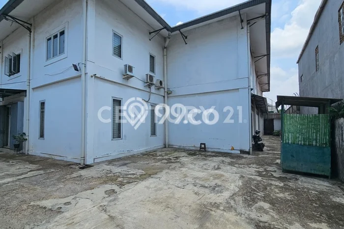Pabrik Dijual di Prime Area Jakarta Barat Luas 1200m2 Pabrik Dijual di Prime Area Jakarta Barat Luas 1200m2