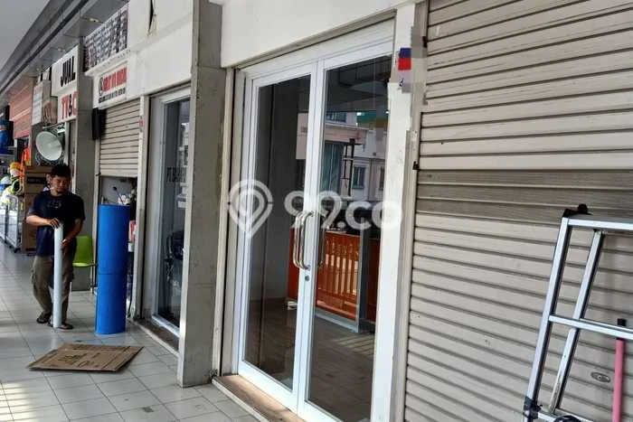 Unit Ruko Dijual di Jakarta Barat LT 8m2 & LB 8m2 Unit Ruko Dijual di Jakarta Barat LT 8m2 & LB 8m2