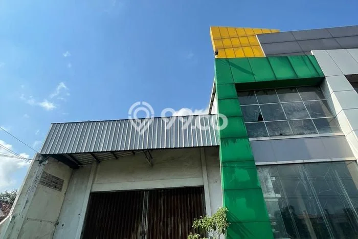 Disewakan Komersial di Kawasan Ramai Kediri Luas 1277m2 Disewakan Komersial di Kawasan Ramai Kediri Luas 1277m2
