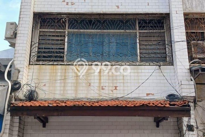 Paling Diincar! Ruko Dijual di Pabean Cantikan Harga Kompetitif Paling Diincar! Ruko Dijual di Pabean Cantikan Harga Kompetitif