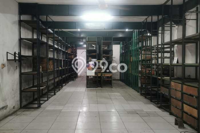 Ruko Bagus LT 184m2 LB 500m2 Dijual di Tegalsari Surabaya Ruko Bagus LT 184m2 LB 500m2 Dijual di Tegalsari Surabaya