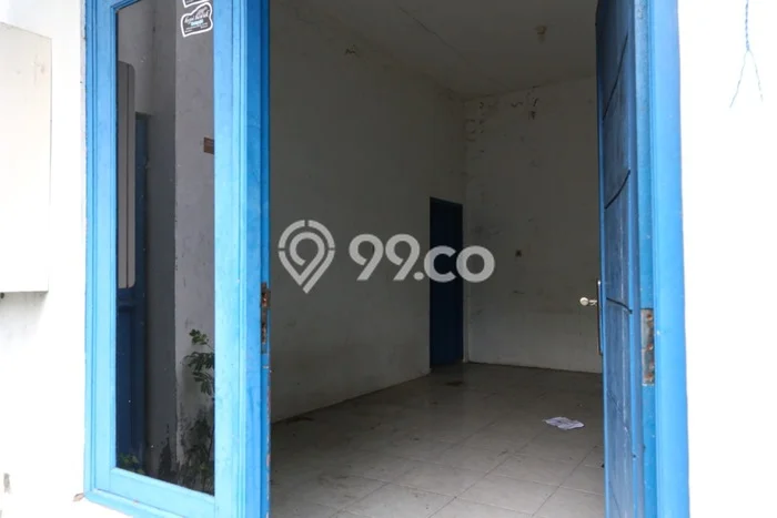 Lokasi Strategis! Dijual Gudang Bisnis di Mojowarno, Jombang Kondisi Bagus Lokasi Strategis! Dijual Gudang Bisnis di Mojowarno, Jombang Kondisi Bagus
