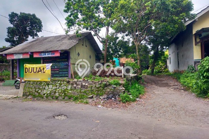 Tanah Dijual Lokasi Pakem, Sleman Luas 682m2 Legalitas Aman Tanah Dijual Lokasi Pakem, Sleman Luas 682m2 Legalitas Aman