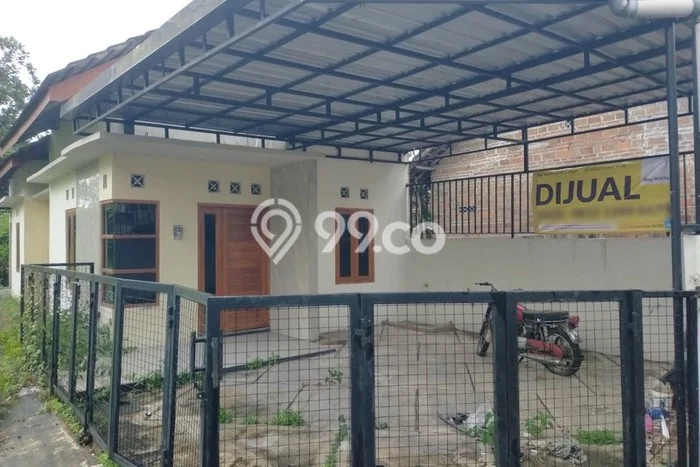 Jual Rumah Bagus Siap Huni LB 95m2 di Prambanan, Klaten Jual Rumah Bagus Siap Huni LB 95m2 di Prambanan, Klaten