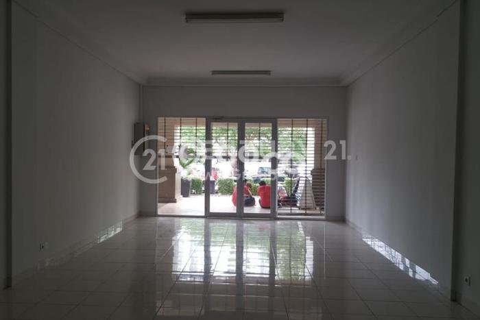 FOR RENT! Ruko di Central Park Cocok untuk Bisnis 200m2 FOR RENT! Ruko di Central Park Cocok untuk Bisnis 200m2