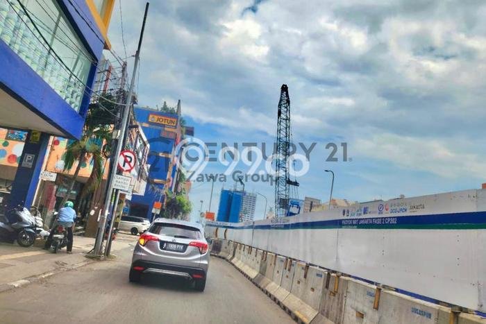 INVESTASI CERDAS! Ruko Kawasan Gajah Mada, Luas 259m², Akses Mainroad INVESTASI CERDAS! Ruko Kawasan Gajah Mada, Luas 259m², Akses Mainroad