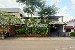 Dijual Rumah Mewah Elegan Dengan View Eksklusif di Bintaro, Jakarta Selatan Dijual Rumah Mewah Elegan Dengan View Eksklusif di Bintaro, Jakarta Selatan