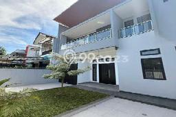 Siap Huni Hunian Elit 5 Kamar di BSD Dekat ke Mana Pun Siap Huni Hunian Elit 5 Kamar di BSD Dekat ke Mana Pun