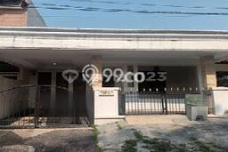 Rumah Minimalis 5 Kamar LT 140m2 di Villa Melati Mas Rumah Minimalis 5 Kamar LT 140m2 di Villa Melati Mas