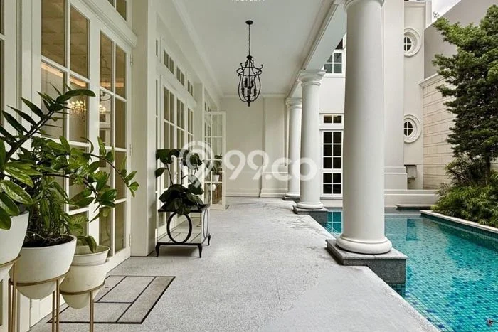 For Sale! Luxury House LT 540m2 Desain Elegan di Mega Kuningan For Sale! Luxury House LT 540m2 Desain Elegan di Mega Kuningan