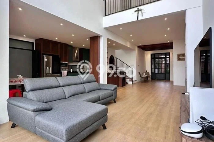 Dijual Rumah Premium dengan Fasilitas Sekitar Komplit di Cinere, Depok Dijual Rumah Premium dengan Fasilitas Sekitar Komplit di Cinere, Depok