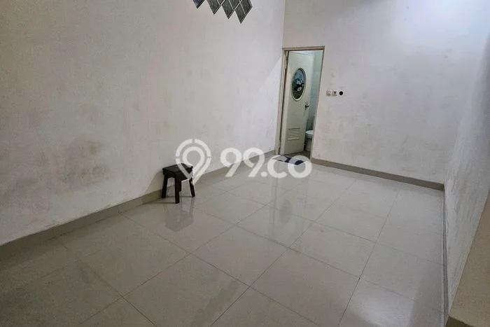 Lokasi terbaik! Rumah siap pakai dikontrakkan di Kelapa Gading LB 150m2 Lokasi terbaik! Rumah siap pakai dikontrakkan di Kelapa Gading LB 150m2