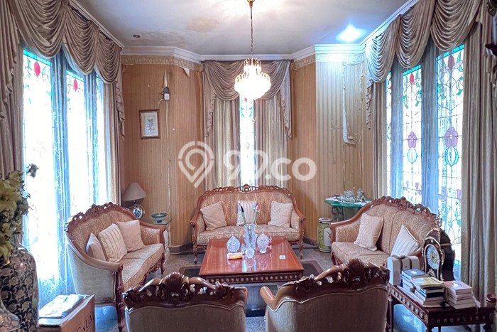 Rumah Luxury Modern Tanpa Renovasi di Pejaten Jakarta Selatan Rumah Luxury Modern Tanpa Renovasi di Pejaten Jakarta Selatan