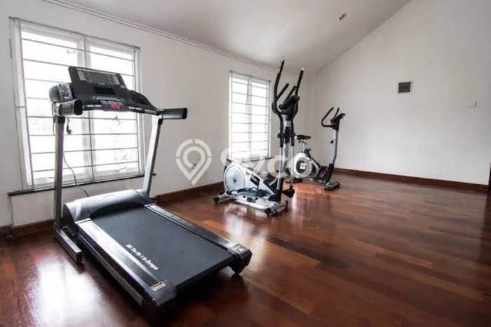 Hotel Kawasan , Luas 2276m2m², Posisi Mainroad Hotel Kawasan , Luas 2276m2m², Posisi Mainroad