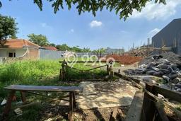 Tanah di Gajah Mungkur, Semarang Luas 530m2 Dijual Segera Tanah di Gajah Mungkur, Semarang Luas 530m2 Dijual Segera