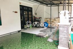 Dijual Rumah 3 Kamar Lokasi Strategis Nyaman dan Strategis di Tenggilis Mejoyo Dijual Rumah 3 Kamar Lokasi Strategis Nyaman dan Strategis di Tenggilis Mejoyo