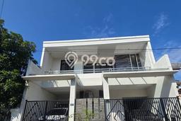 Rumah Terawat LT 161m2m² / LB 250m2m² di Lokasi Strategis Rungkut, Surabaya Rumah Terawat LT 161m2m² / LB 250m2m² di Lokasi Strategis Rungkut, Surabaya