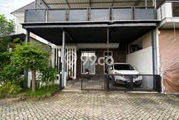 Rumah 5 KT 5 KM di Lokasi Strategis Gresik, Gresik Rumah 5 KT 5 KM di Lokasi Strategis Gresik, Gresik