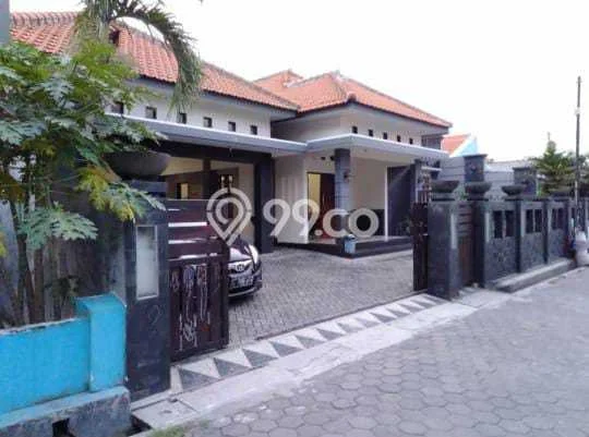 Jual Rumah Bagus Siap Huni LB 360m2 di Mojosari, Mojokerto Jual Rumah Bagus Siap Huni LB 360m2 di Mojosari, Mojokerto