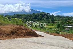 Lahan Strategis di Cisarua Dijual dengan Luas 100m2 Lahan Strategis di Cisarua Dijual dengan Luas 100m2