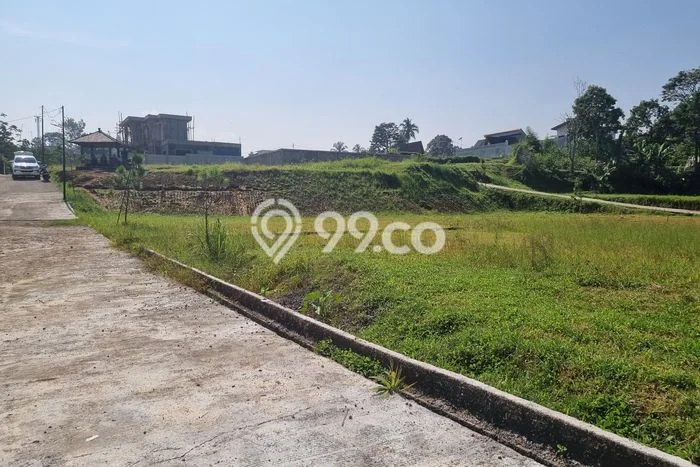 Lahan Kosong Dijual di Bogor dengan Area 302m2 Lahan Kosong Dijual di Bogor dengan Area 302m2