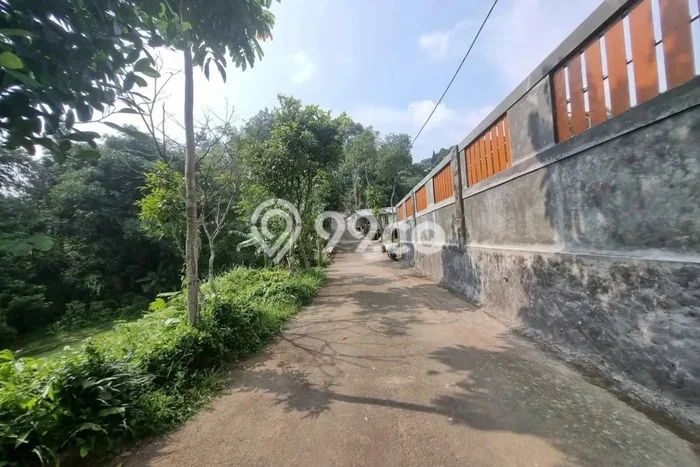 Lahan Strategis di Cisarua Dijual dengan Luas 500m2 Lahan Strategis di Cisarua Dijual dengan Luas 500m2