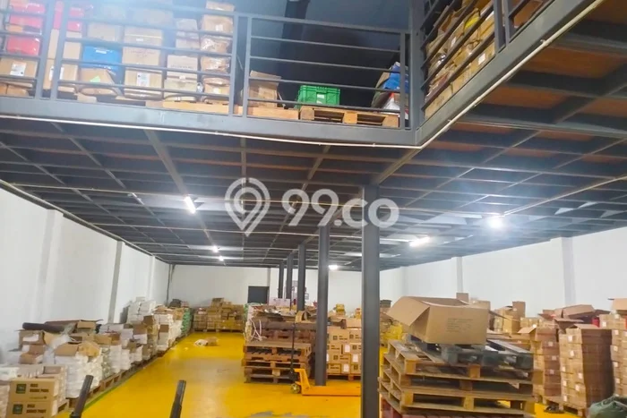 Unit Komersial Disewakan di Jakarta Barat Area Strategis Harga Kompetitif Unit Komersial Disewakan di Jakarta Barat Area Strategis Harga Kompetitif