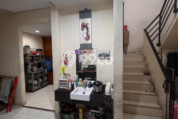 Jual Rumah Minimalis Bagus Punya 4 KT di Cengkareng Jakarta Barat SHM Jual Rumah Minimalis Bagus Punya 4 KT di Cengkareng Jakarta Barat SHM