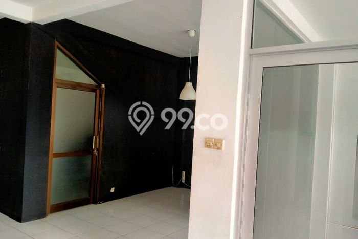 Disewakan Ruko di Pusat Kota Bandung Ramai Strategis Disewakan Ruko di Pusat Kota Bandung Ramai Strategis