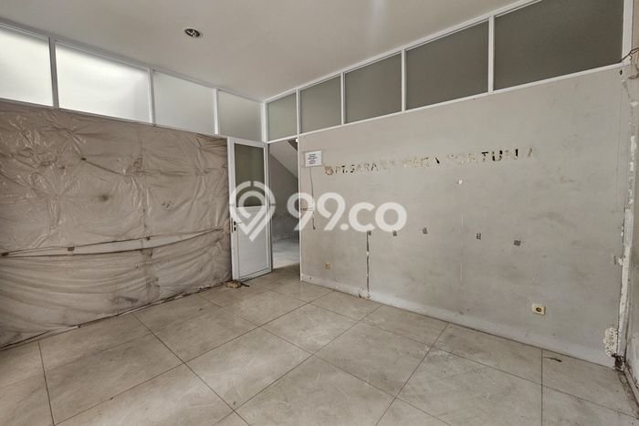 Gudang disewakan di Regol Bandung dengan luas bangunan 450m2 Gudang disewakan di Regol Bandung dengan luas bangunan 450m2