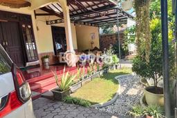 Jual Rumah Strategis Bagus Punya 5 KT di Sukodono Lumajang SHM Jual Rumah Strategis Bagus Punya 5 KT di Sukodono Lumajang SHM