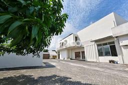 Siap Huni Hunian Elit 5 Kamar di Lumajang Dekat ke Mana Saja Siap Huni Hunian Elit 5 Kamar di Lumajang Dekat ke Mana Saja