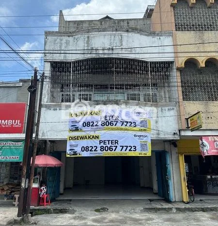 Unit Ruko Disewa Lokasi Pasar Kliwon, Surakarta Spesifikasi Luas Bangunan 90m2 Unit Ruko Disewa Lokasi Pasar Kliwon, Surakarta Spesifikasi Luas Bangunan 90m2