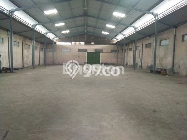Gudang Disewa di Jebres, Surakarta, LT 1800m2 / LB 1500m2 Gudang Disewa di Jebres, Surakarta, LT 1800m2 / LB 1500m2