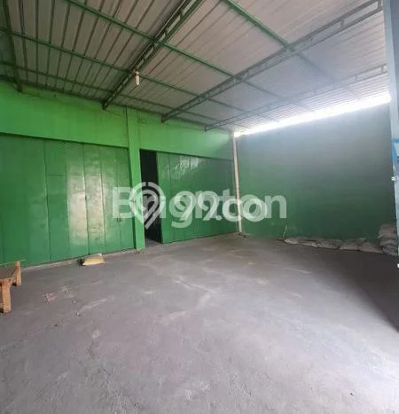 Gudang Komersial Disewakan di Kebakkramat Karanganyar Luas 300m2 Gudang Komersial Disewakan di Kebakkramat Karanganyar Luas 300m2