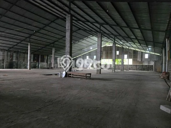 Disewakan Gudang komersial di Gondangrejo luas bangunan 1200m2 Disewakan Gudang komersial di Gondangrejo luas bangunan 1200m2