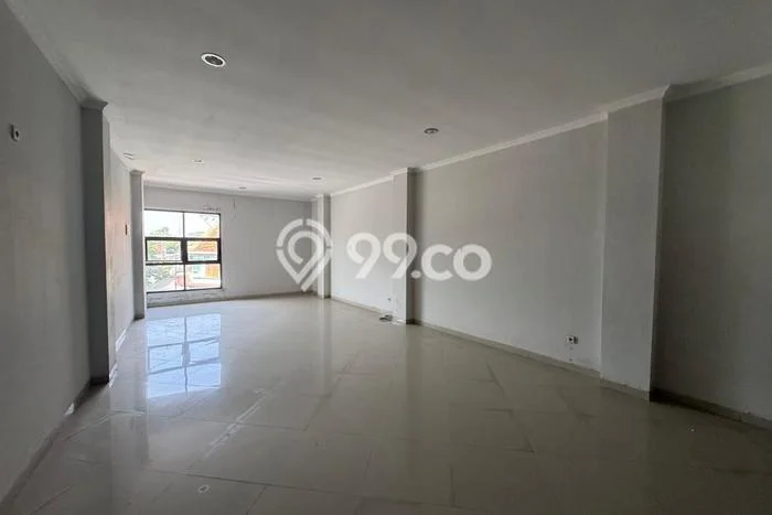 Ruko bagus disewakan di Laweyan Solo dengan LB 220m2 harga sewa terbaik Ruko bagus disewakan di Laweyan Solo dengan LB 220m2 harga sewa terbaik