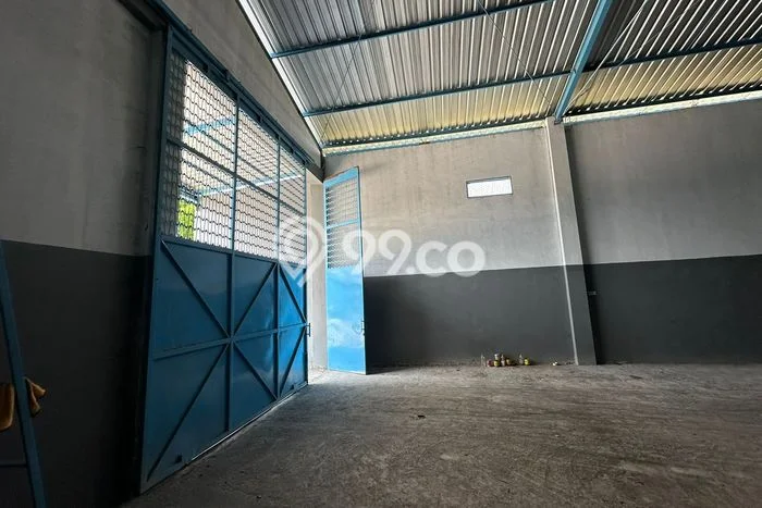 Gudang Komersial Disewakan di Ceper Klaten Luas 1500m2 Gudang Komersial Disewakan di Ceper Klaten Luas 1500m2
