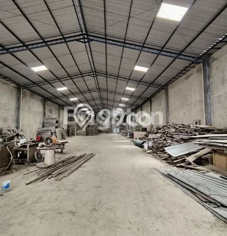 Unit Gudang Paling Strategis di Wonosari Klaten dengan LB 2000m2 Unit Gudang Paling Strategis di Wonosari Klaten dengan LB 2000m2