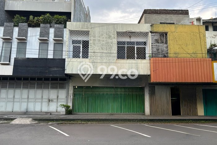 Disewakan Ruko di Pasar Kliwon Solo LT 495m2, LB 495m2 Disewakan Ruko di Pasar Kliwon Solo LT 495m2, LB 495m2