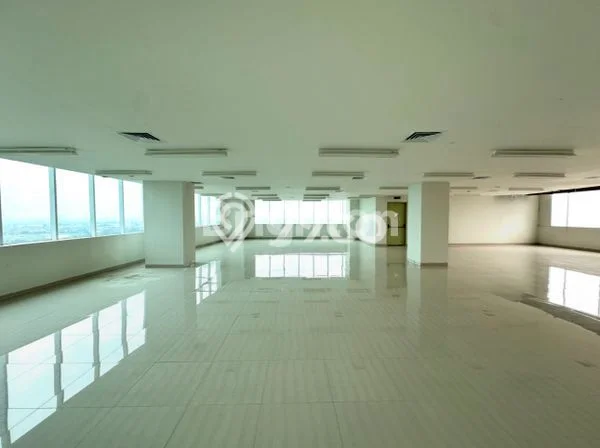 Ruko Disewa di Surakarta dengan LB 800m2 Area Komersial Ramai Ruko Disewa di Surakarta dengan LB 800m2 Area Komersial Ramai