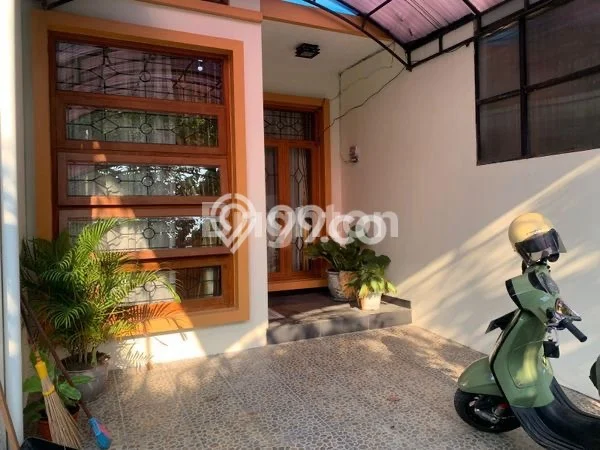 Rumah Cantik Siap Pakai Di Laweyan Luas 90m2 Lokasi Strategis Rumah Cantik Siap Pakai Di Laweyan Luas 90m2 Lokasi Strategis