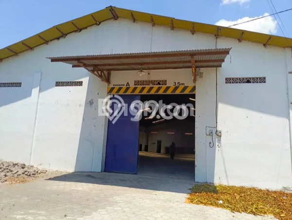 Unit Gudang Paling Strategis di Jogonalan Klaten dengan LB 2000m2 Unit Gudang Paling Strategis di Jogonalan Klaten dengan LB 2000m2
