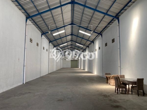 Gudang paling strategis disewakan di Gatak Sukoharjo Gudang paling strategis disewakan di Gatak Sukoharjo