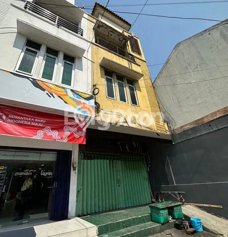 Ruko Komersial Disewakan di Jebres Solo Luas 280m2 Ruko Komersial Disewakan di Jebres Solo Luas 280m2
