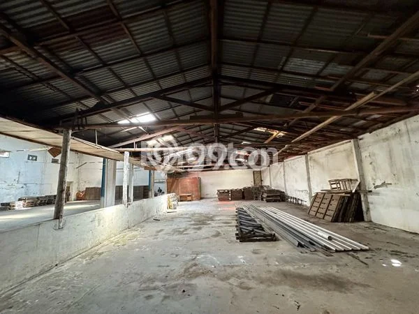 Gudang paling strategis disewakan di Serengan Surakarta Gudang paling strategis disewakan di Serengan Surakarta