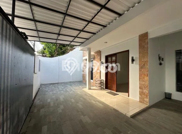 Rumah Bagus Siap Huni Di Solo Baru Luas 200m2 Lokasi Strategis Rumah Bagus Siap Huni Di Solo Baru Luas 200m2 Lokasi Strategis