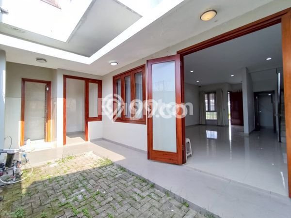 Disewakan Cepat Rumah Kondisi Baik di Kawasan Colomadu, Solo Disewakan Cepat Rumah Kondisi Baik di Kawasan Colomadu, Solo